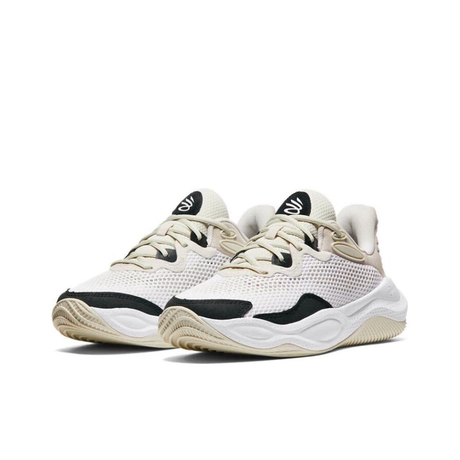 Under Armour Abrasion Resistan - Men Shoes Under Armour 评论和价格